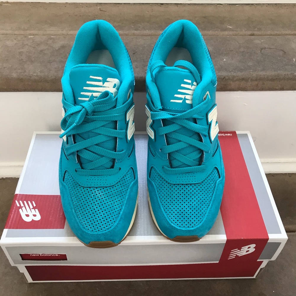 New Balance W530 Size 7 Teal Blue Sneaker - NEW!